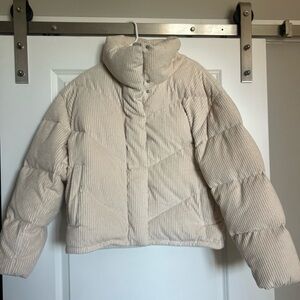 Aritzia the cloud puff Jacket